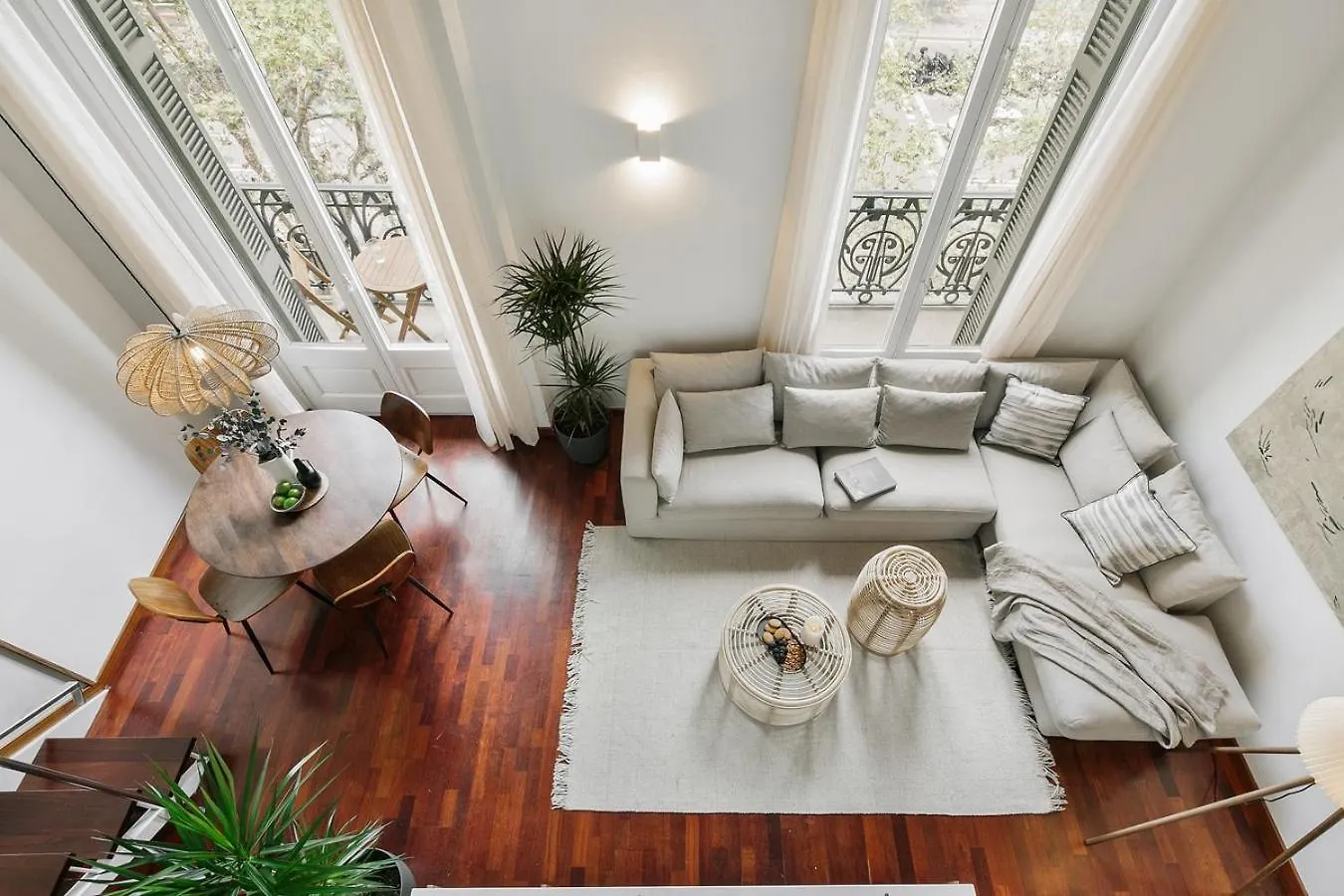 Lägenhet Agerola - 2 Bedrooms In Eixample Dreta Barcelona Spanien