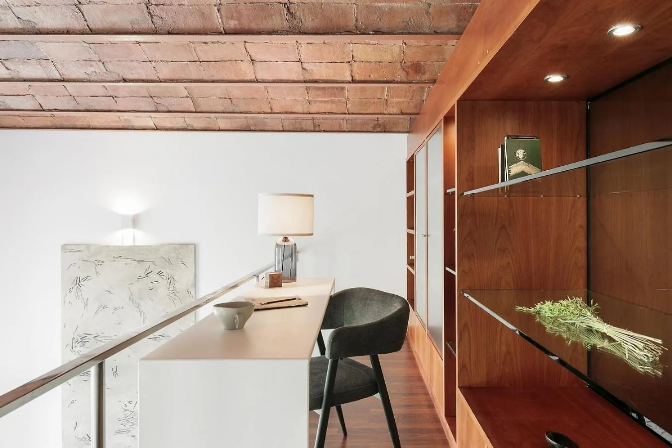 Apartment Agerola - 2 Bedrooms In Eixample Dreta Barcelona Spain