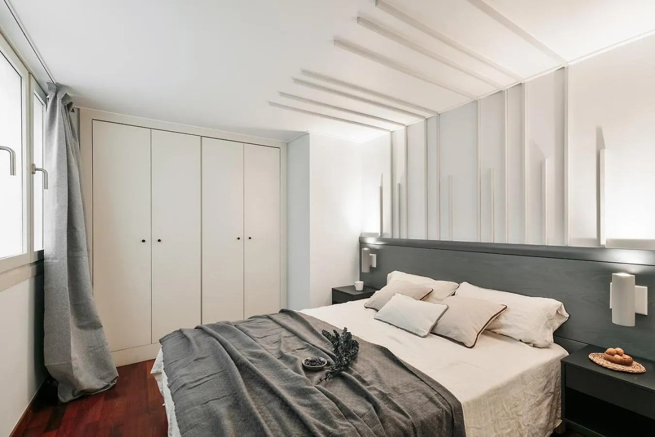 Agerola - 2 Bedrooms In Eixample Dreta Barcelona Spain